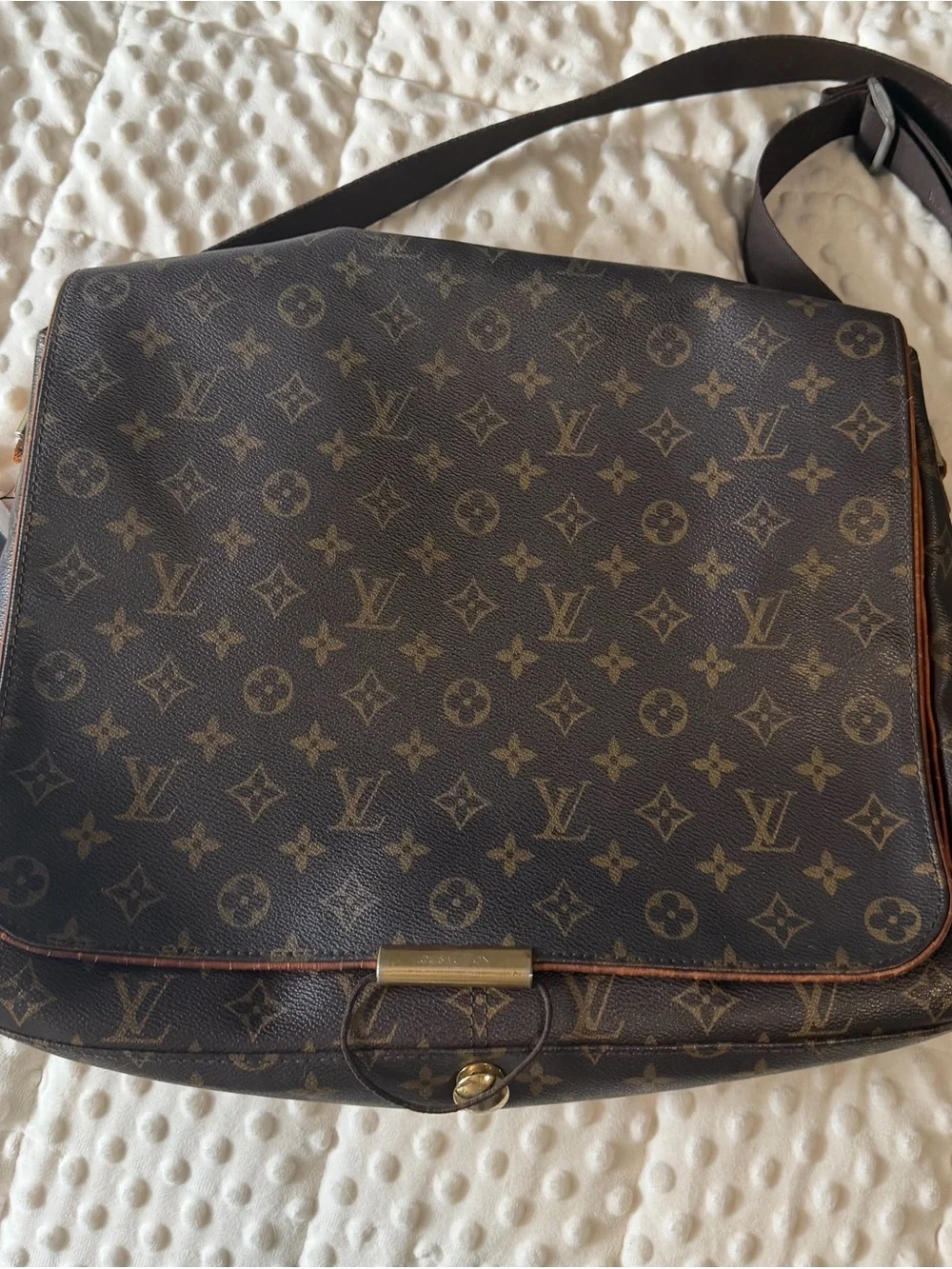 Louis Vuitton Monogram Messenger Bag in Brown with Gold Hardware